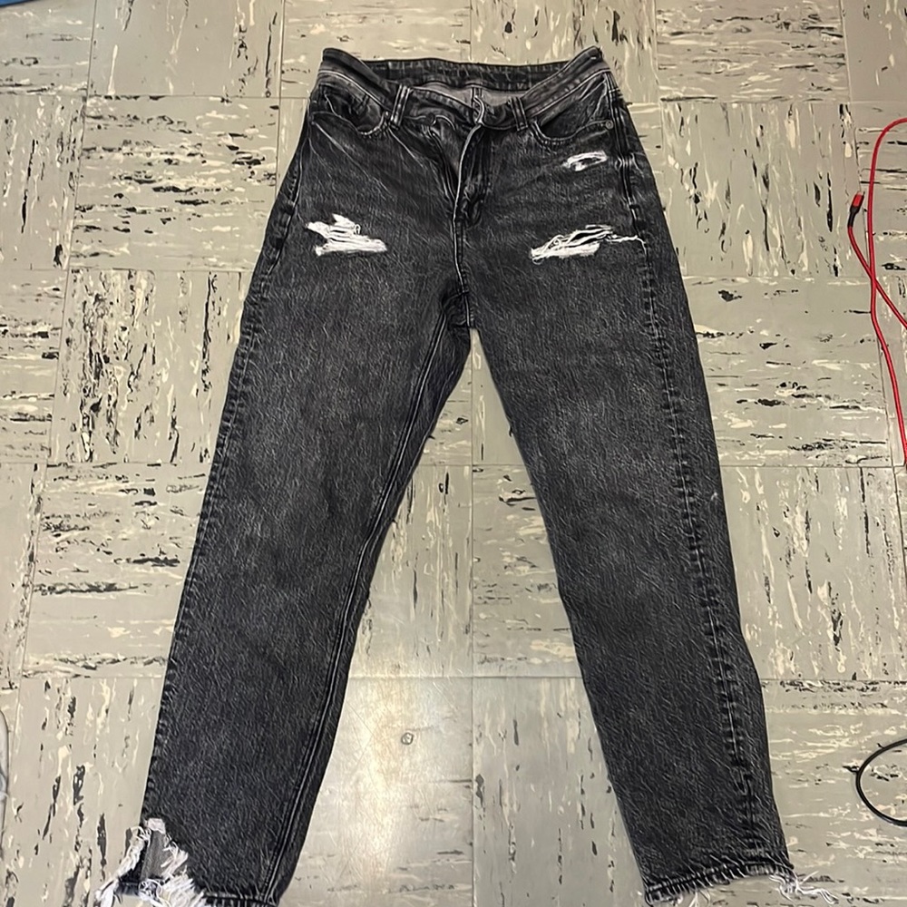 American Eagle Mom Jeans Black